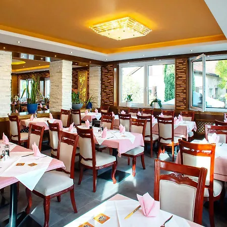 Gaststaette Lin Garden 3* Untergruppenbach